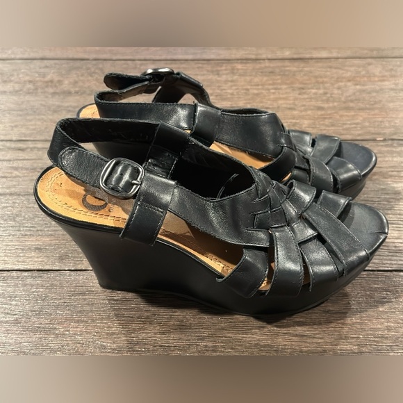 Gianni Bini Women’s Size 8 Black ‎ Leather Wedge Sandals - Picture 1 of 6